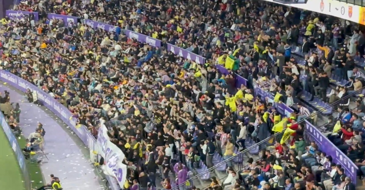 ৩ কোটি ইউরো মাঠে ছুড়ে মেরে সমর্থকেরা বললেন, ‌‌‘রোনালদো বাড়ি যাও’