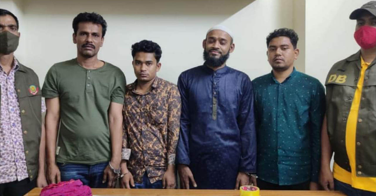 মুক্তিপনের টাকায় গার্মেন্টস ফ্যাক্টরি করার পরিকল্পনা