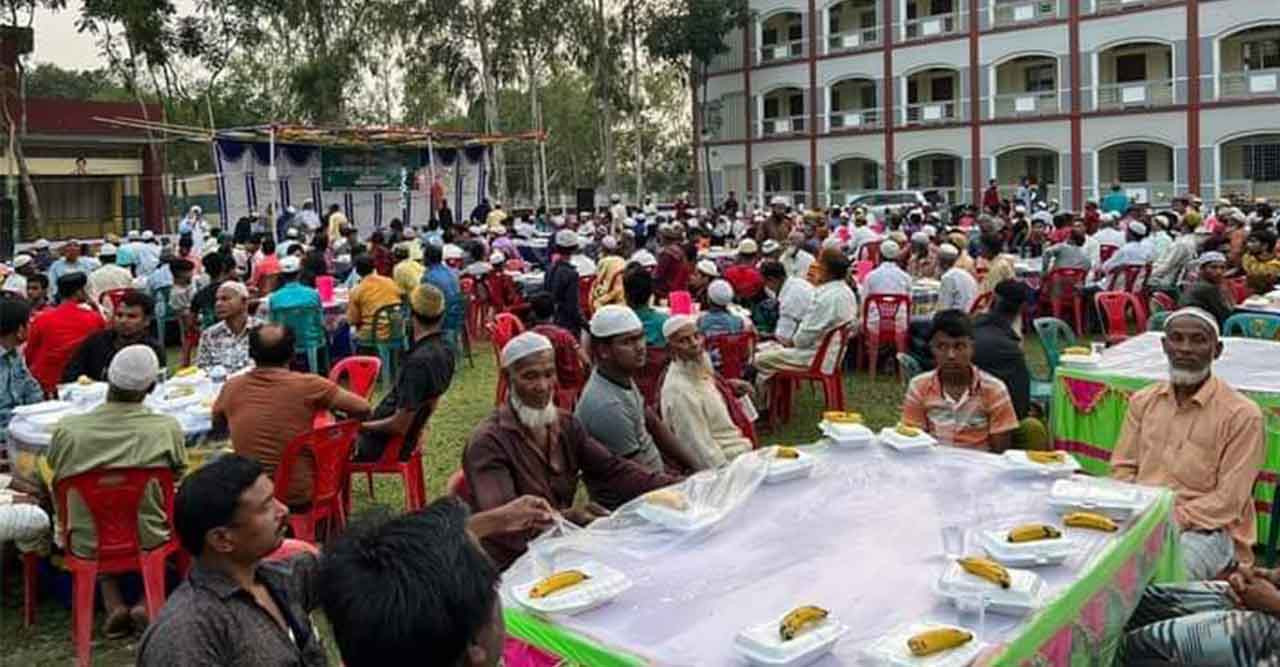 বালিয়াডাঙ্গী ভানোর ইউনিয়ন আ.লীগের ইফতার মাহফিল