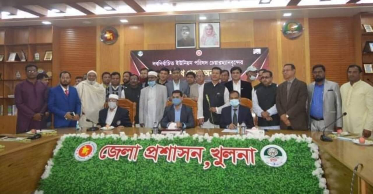 বটিয়াঘাটা ৩টি ইউনিয়নের নবনির্বাচিত চেয়ারম্যানের শপথ