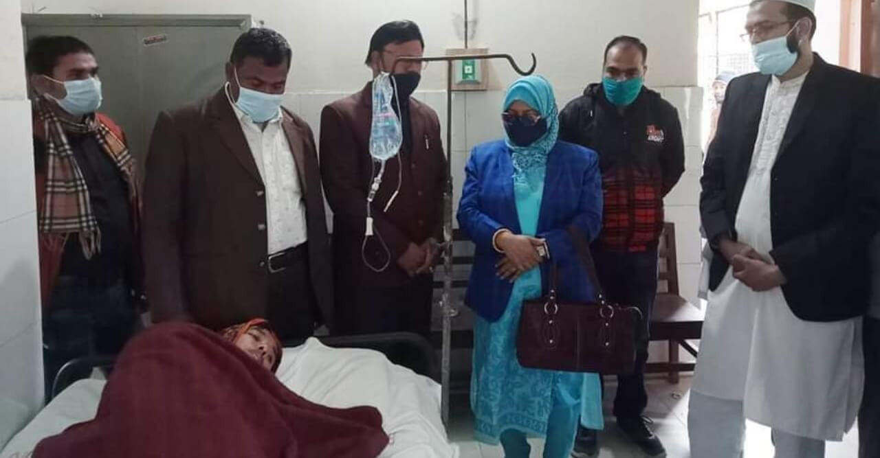 নওগাঁয় আহত সাংবাদিকের পাশে বিএমএসএফ