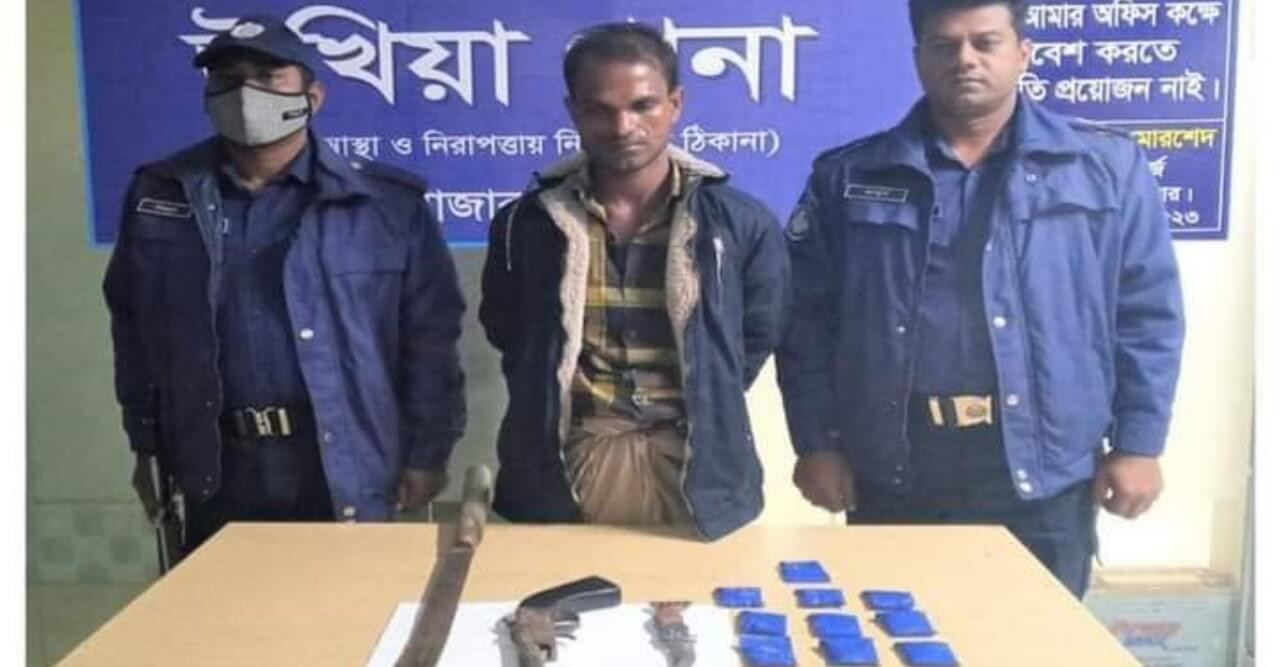 উখিয়াতে অবৈধ অস্ত্র  ও মাদকসহ আটক ২