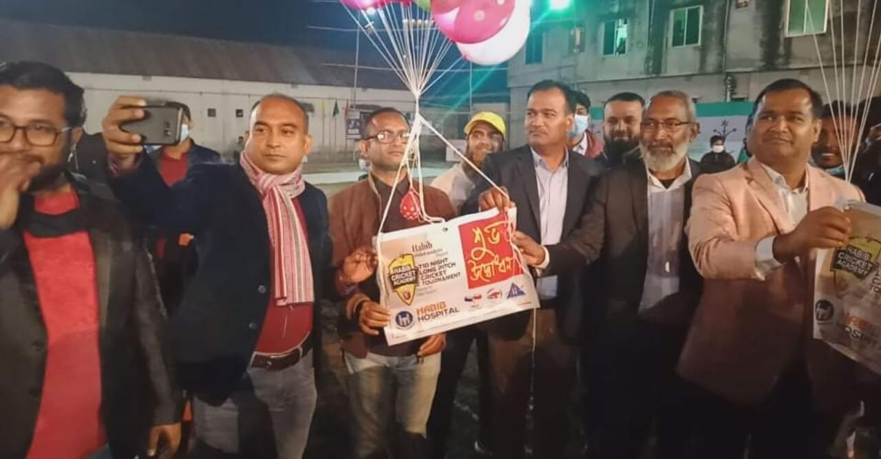 সাভারের আশুলিয়ায় নাইট ক্রিকেট টুর্নামেন্ট অনুষ্ঠিত