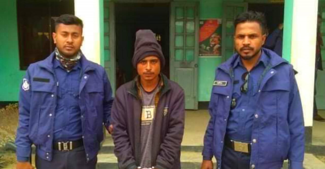 ইয়াবা ট্যাবলেটসহ ০২ মাদক ব্যবসায়ী গ্রেফতার