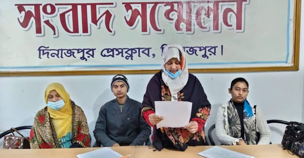 দিনাজপুরে আ. লীগের সাধারন সম্পাদকের পুত্র আজিজুলের ক্ষমতার দাপটে অসহায় বিধবা‘র পরিবার