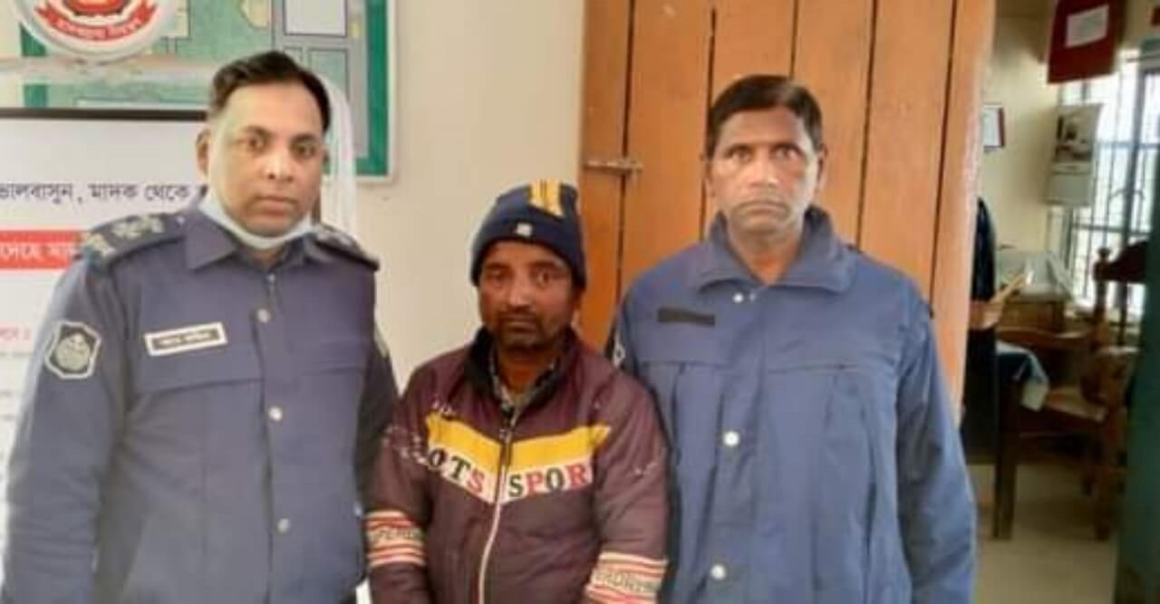 কাজে পৌঁছে দেয়ার কথা বলে কিশোরীকে ধর্ষণ, অভিযুক্ত যুবক গ্রেপ্তার