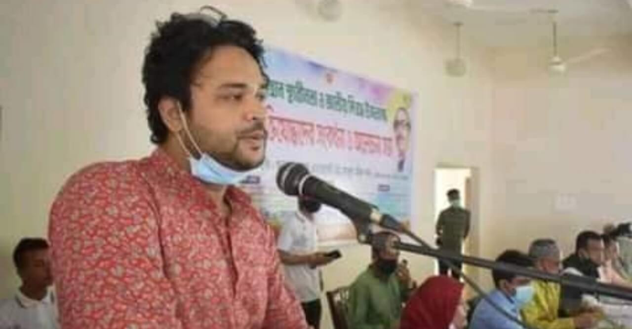 বানিয়াচংয়ের চলাচলের রাস্তা ও খাল রেজিস্ট্রি করে দেওয়ার অভিযোগ সাবরেজিস্টার ইসমত পাশার বিরুদ্ধে