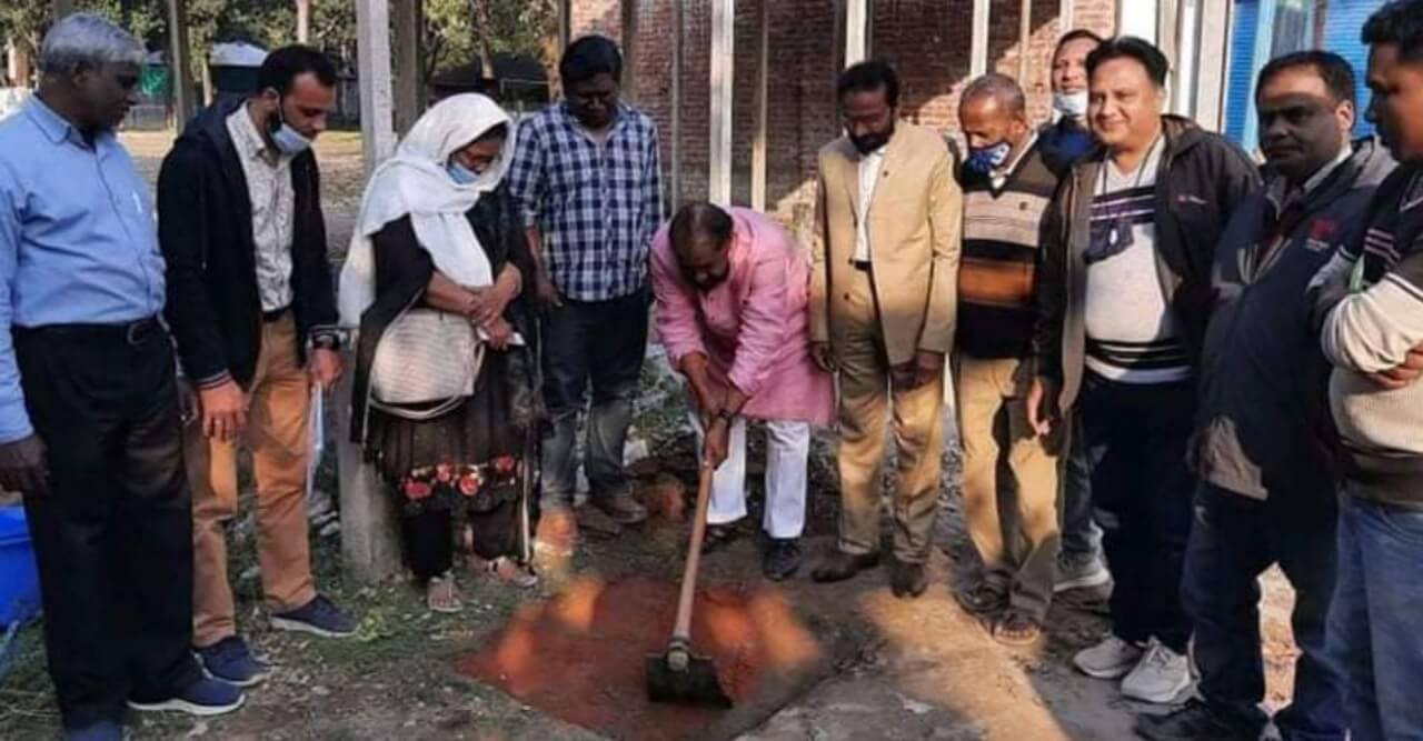 ডোমারে জেলা পরিষদ সুপার মার্কেটের ভিত্তিপ্রস্তর স্থাপন অনুষ্ঠিত