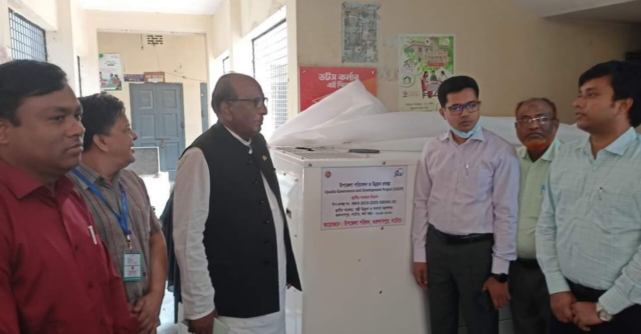 গুরুদাসপুরে স্বাস্থ্য কমপ্লেক্সে ডিজিটাল এক্সরে মেশিনের উদ্বোধন