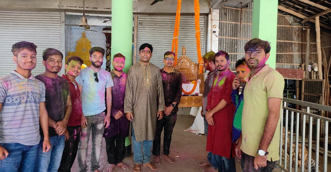 কক্সবাজার হিন্দু যুব মহাজোটের উদ্যাগে পালিত হল হোলি উৎসব