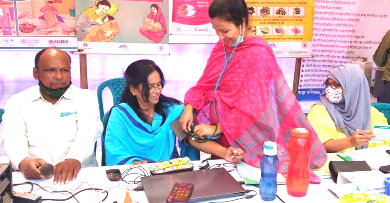 মুক্তির উৎসবে স্বাস্থ্য বিভাগের বিনামূল্যে সেবা