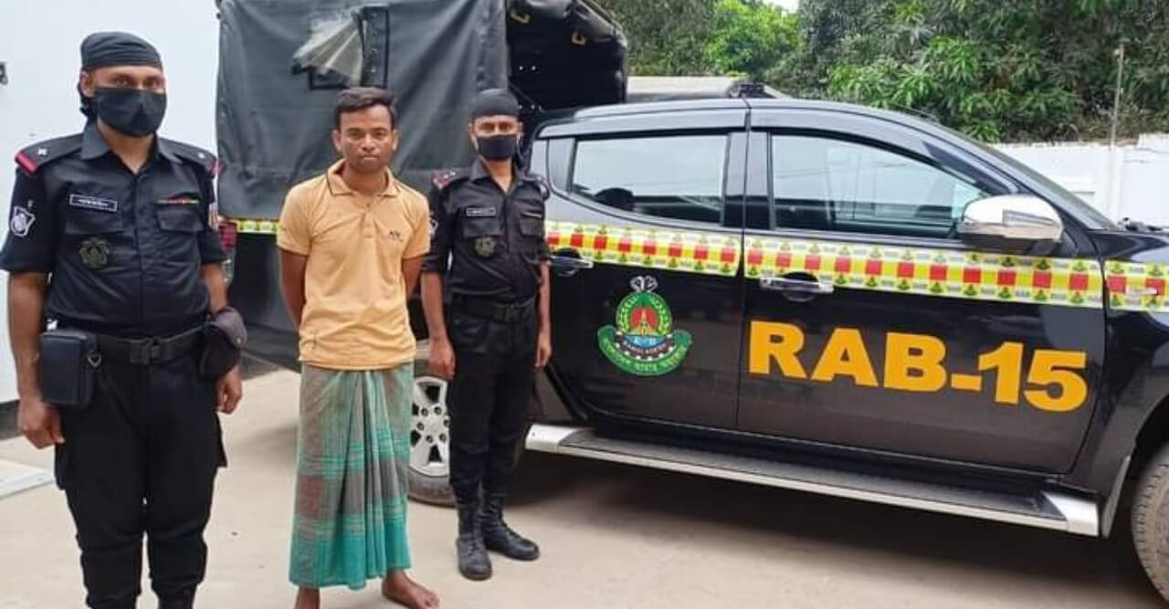উখিয়ায় র‍্যাবের অভিযানে দেড় লাখ ইয়াবাসহ আটক - ১