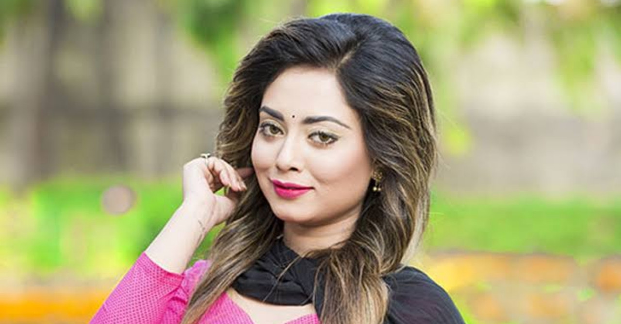 চিত্রনায়িকা তমা মির্জা অভিনয়ে ১ যুগ পার করলেন