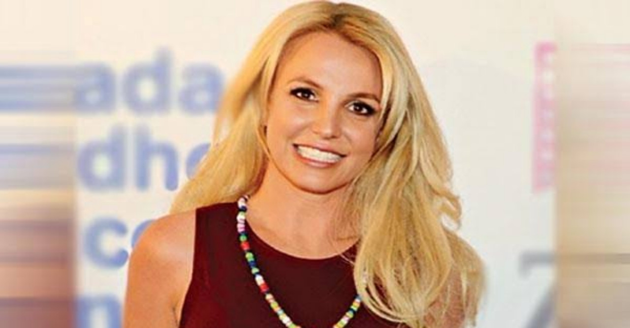 মার্কিন সঙ্গীত শিল্পী ব্রিটনি স্পিয়ার্স মা হতে চলেছেন