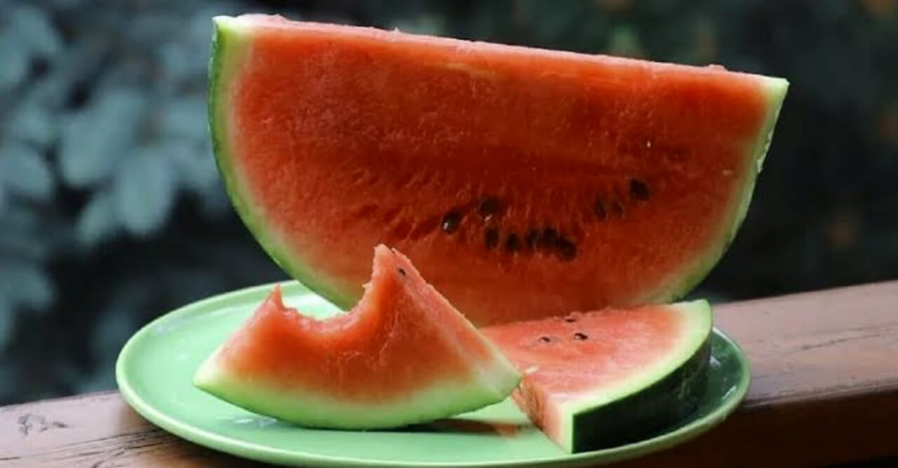 তরমুজ খাওয়ার পর পানি পান করলে কী হয়?