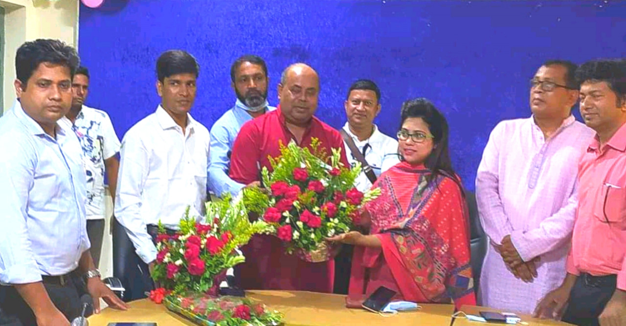 ডোমারে ইউএনও’র স্বাগত ও বিদায়ী সংবর্ধনা অনুষ্ঠিত