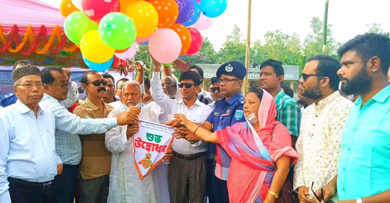 ডোমারে বঙ্গবন্ধু গোল্ডকাপ ফুটবল টুর্নামেন্টের উদ্বোধন