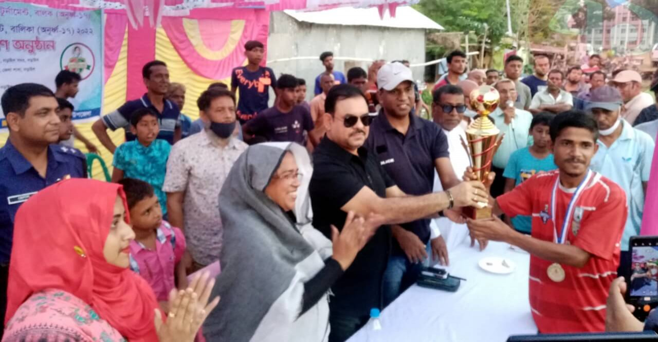 নড়াইলে বঙ্গবন্ধু জাতীয় গোল্ডকাপ ফুটবল টুর্নামেন্ট