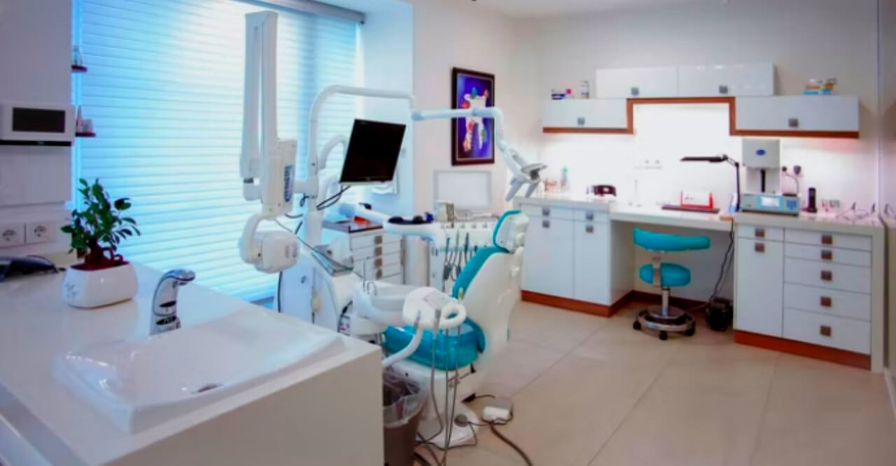 পাথরঘাটায় ৮টি ক্লিনিক ও ডায়াগনস্টিক সেন্টার বন্ধ