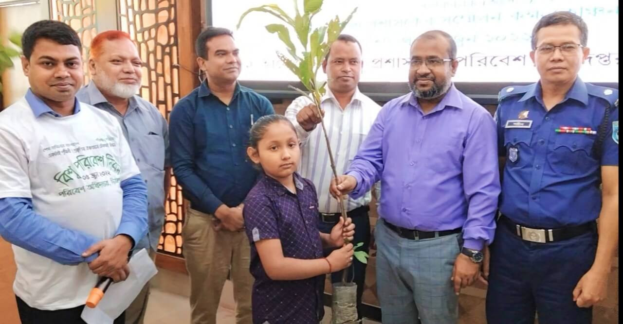 দিনাজপুরে বিশ্ব পরিবেশ দিবসে বিভিন্ন কর্মসূচী পালিত