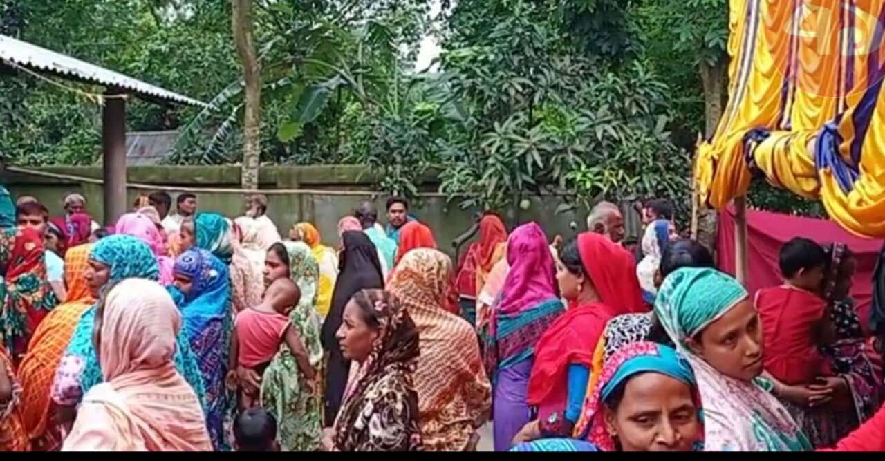 সন্তানের সুন্নতে খতনায় বিদ্যুৎ স্পর্শে মা নিহত