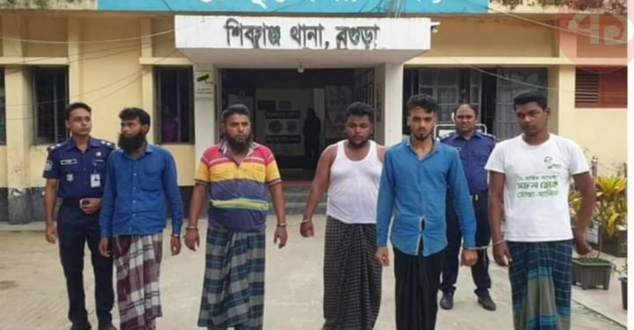 বগুড়াতে গনপিটুনি খেয়ে প্রান হারালেন।পল্লী বিদ্যুৎ কর্মী