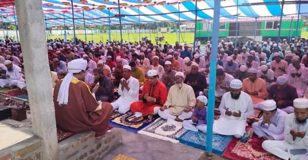 গৌরীপুরে ২শতাধিক ঈদগাঁ মাঠ ও মসজিদে ঈদের জামাত