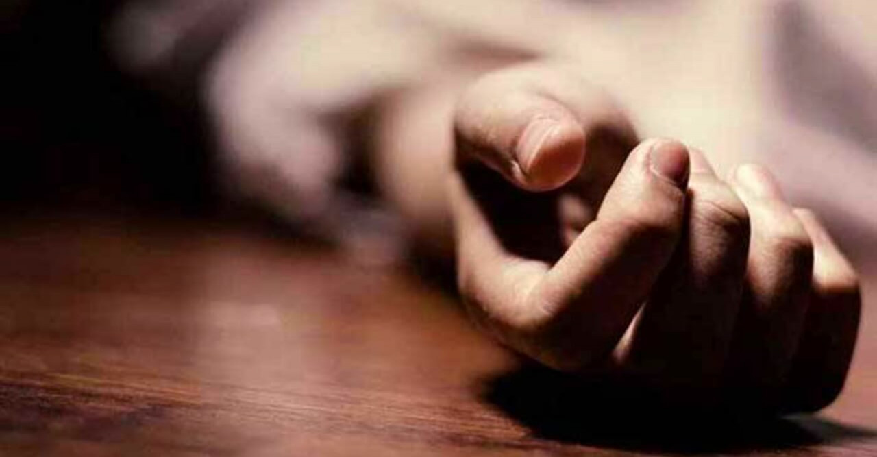 বিরামপুরে সড়ক দূর্ঘনায় ব‍্যাংক কর্মকর্তা নিহত