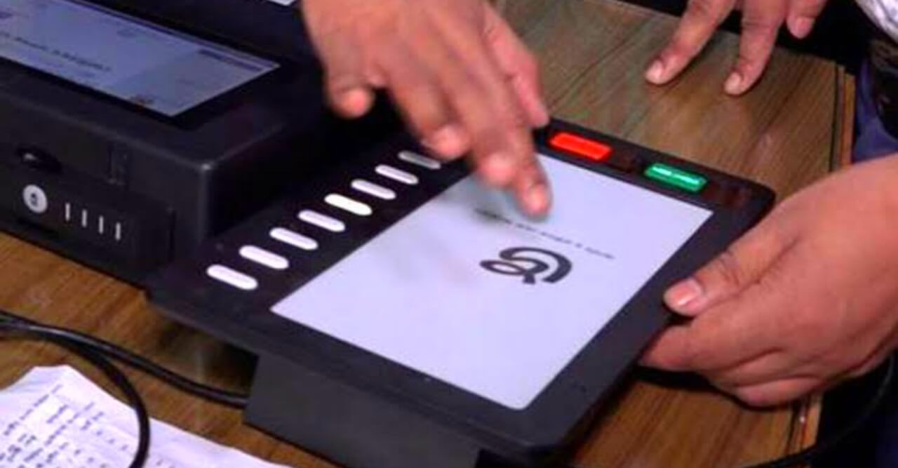 প্রথমবার ইভিএমে ভোট, সংশয়ে তিন ইউপি'র ভোটাররা