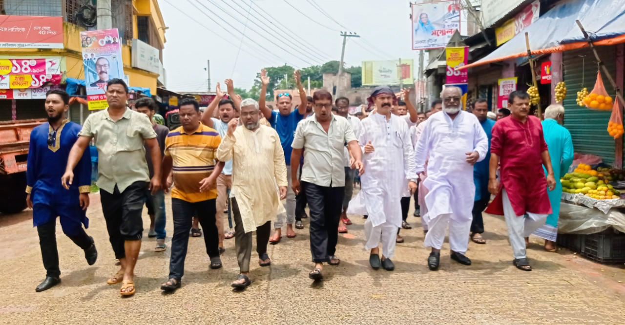 ডোমারে সম্মেলনকে স্বাগত জানিয়ে আনন্দ মিছিল