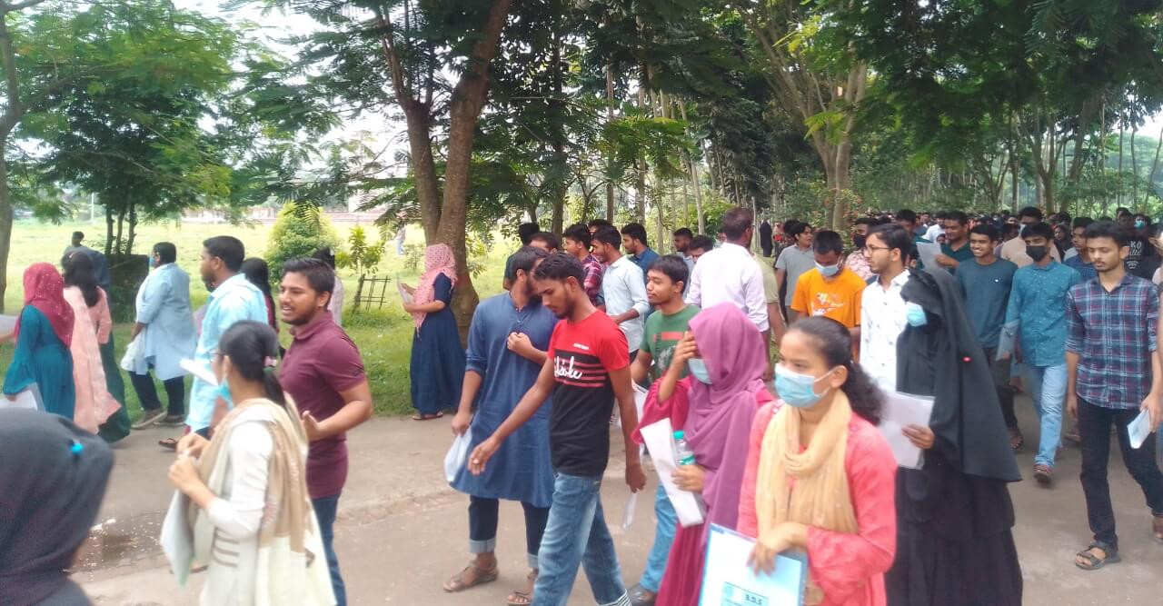 বেরোবিতে গুচ্ছের ‘ক’ ইউনিটের ভর্তি পরীক্ষা সম্পন্ন