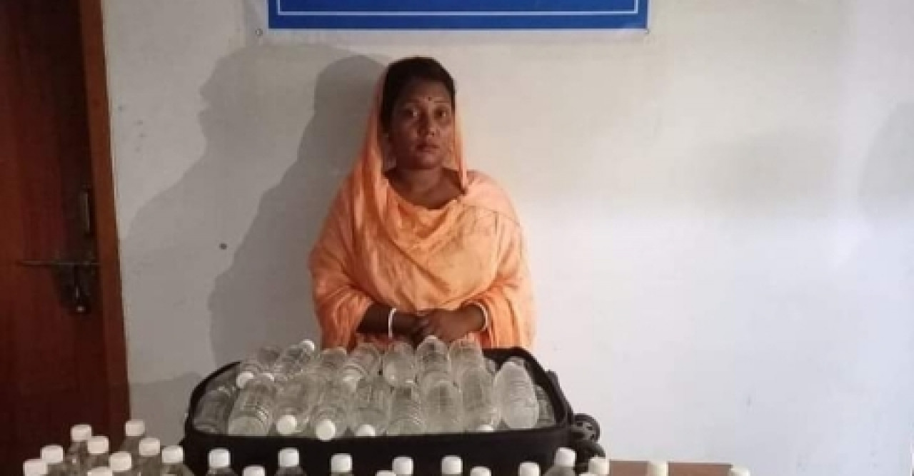 শেরপুরে দেশীয় তৈরি চোলাই মদ সহ নারী আটক