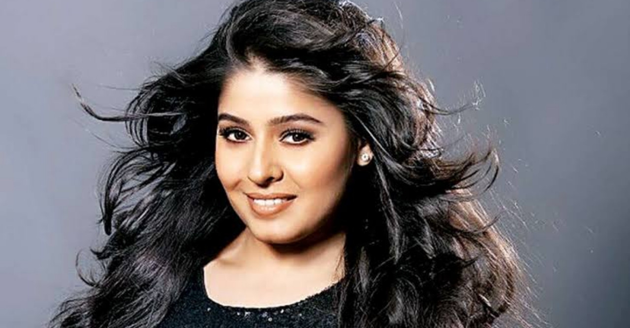 সঙ্গীতশিল্পী সুনিধি চৌহানের ৩৯ তম জন্মদিন আজ