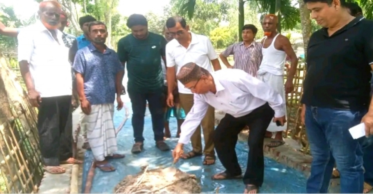 ডোমার পৌরসভায় সড়ক নির্মাণ কাজের উদ্বোধন