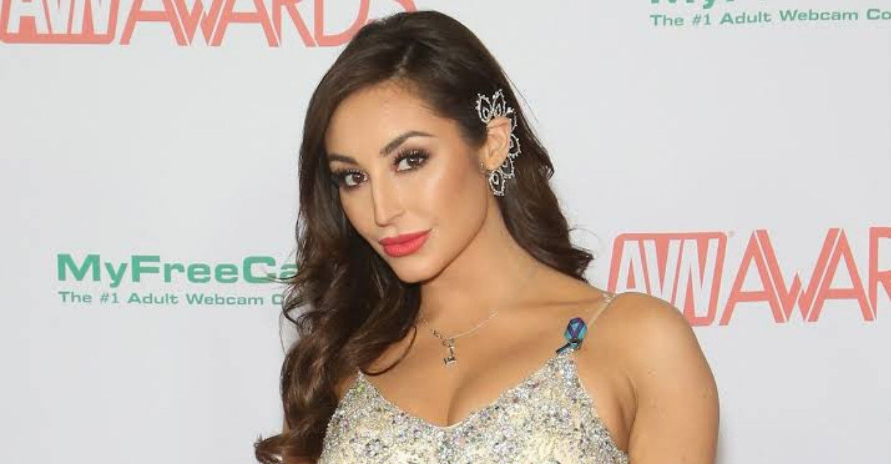 ৩৩ তম জন্মদিনে ক্রিশ্চিয়ানা সিন