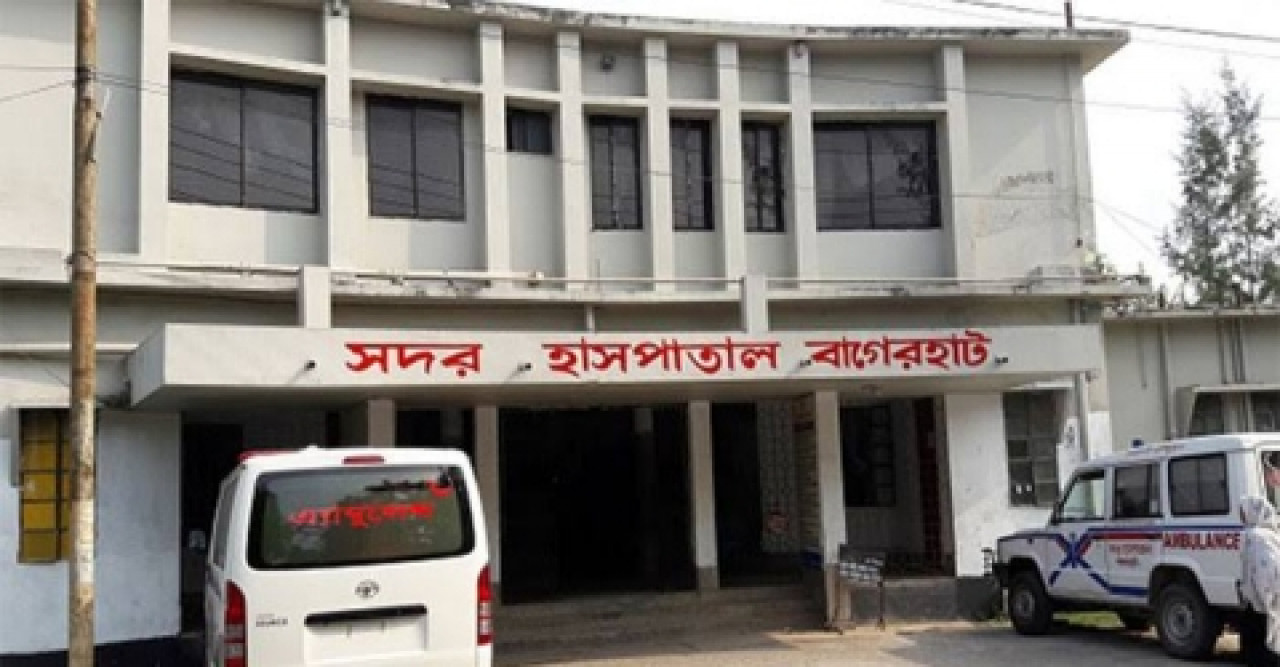 হাসপাতালে সুন্দরী নারী দ্বারা অসামাজিক কার্যকলাপ