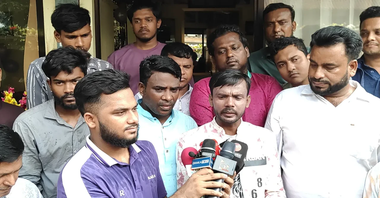 রাজনীতিতে আর কামব্যাক করব না : হিরো আলম