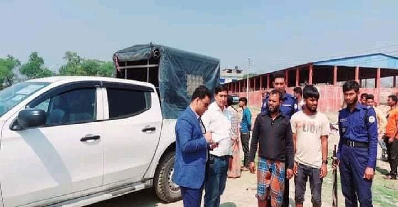 বাকেরগঞ্জে ৩টি অবৈধ ড্রেজারের তিন লাখ টাকা জরিমানা