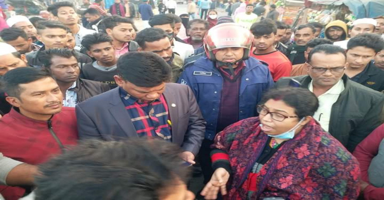 বাকেরগঞ্জ বাসস্ট্যান্ডে বাসের থাক্কায় পথচারী নিহত