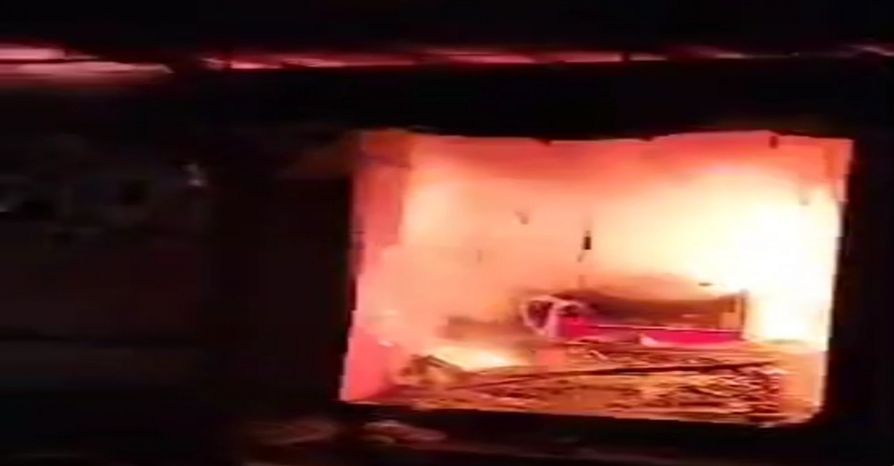 বগুড়া শেরপুরের ভয়াবহ অগ্নিকাণ্ডে দোকান ও বসতবাড়ি পুড়ে ছাই
