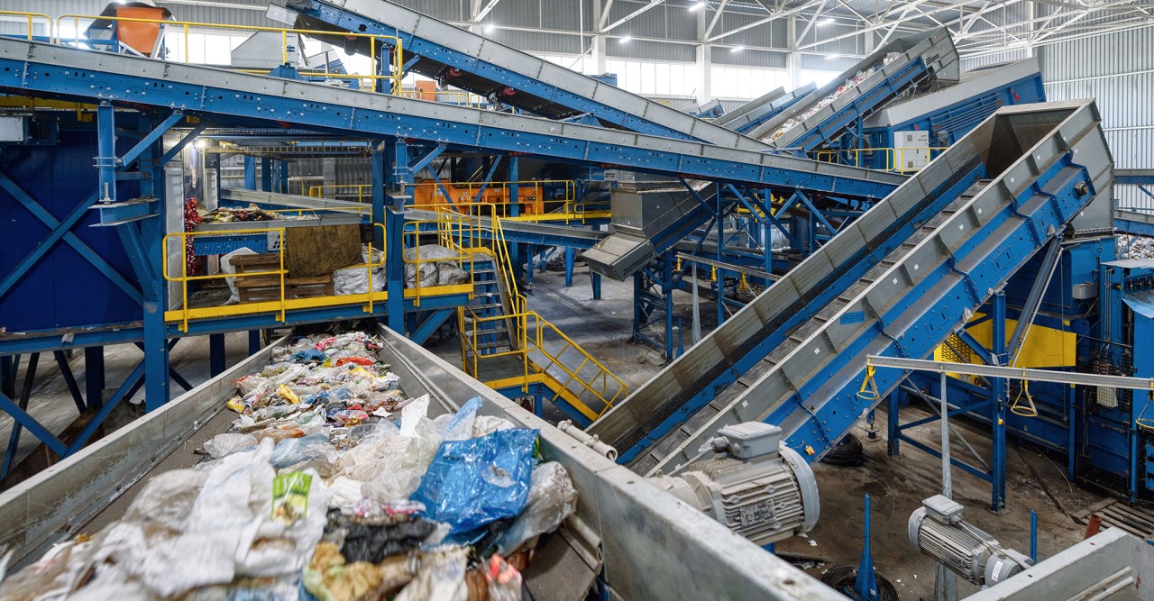 রিসাইক্লিং ইন্ডাস্ট্রি : বাংলাদেশের অবস্থান পর্যালোচনা