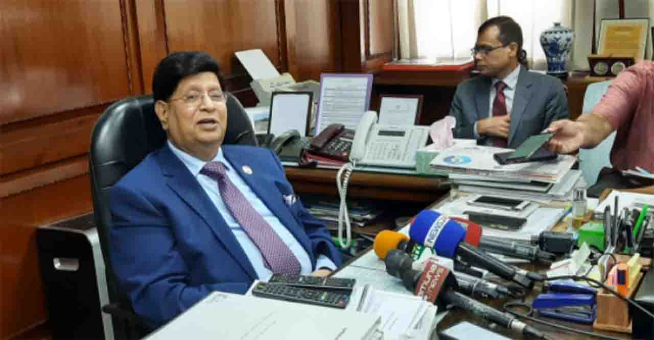 পররাষ্ট্রমন্ত্রীকে ৪৮ ঘণ্টার মধ্যে পদত্যাগ করতে লিগ্যাল নোটিশ