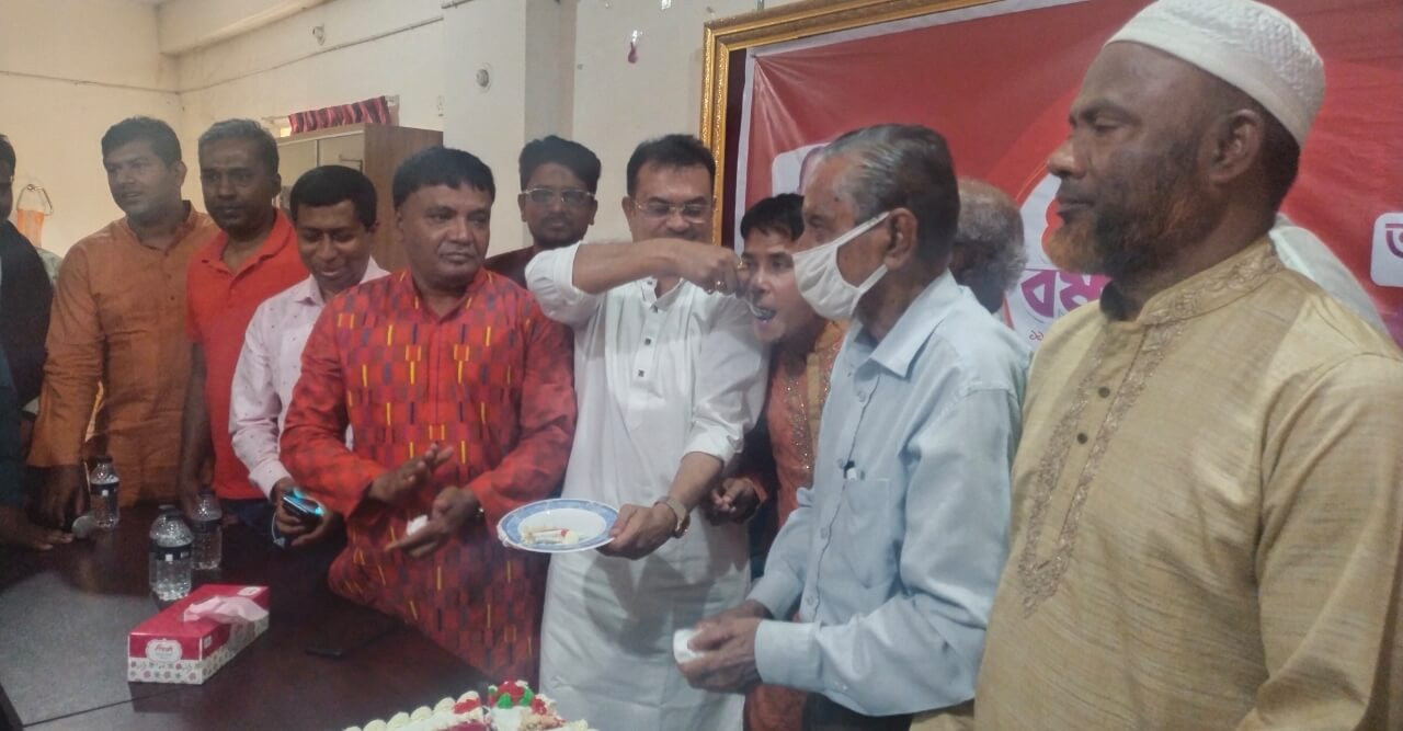 ভোলায় আনন্দ টিভি  এর প্রতিষ্ঠাবার্ষিকী উদযাপন
