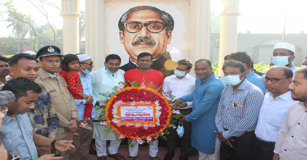 বঙ্গবন্ধুর জন্ম বার্ষিকী ও জাতীয় শিশু দিবস উদযাপিত : মোল্লাহাট