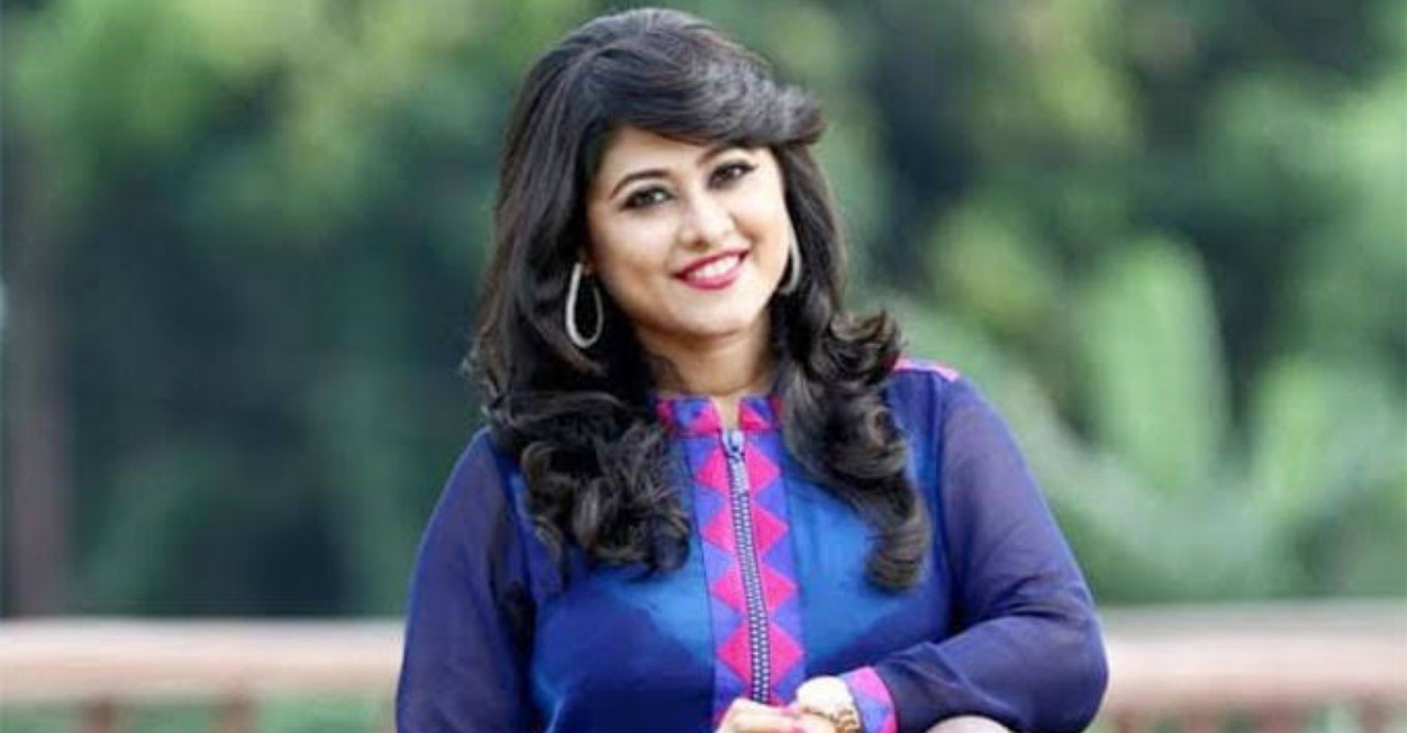 আজ অভিনেত্রী সুমাইয়া শিমুর জন্মদিন