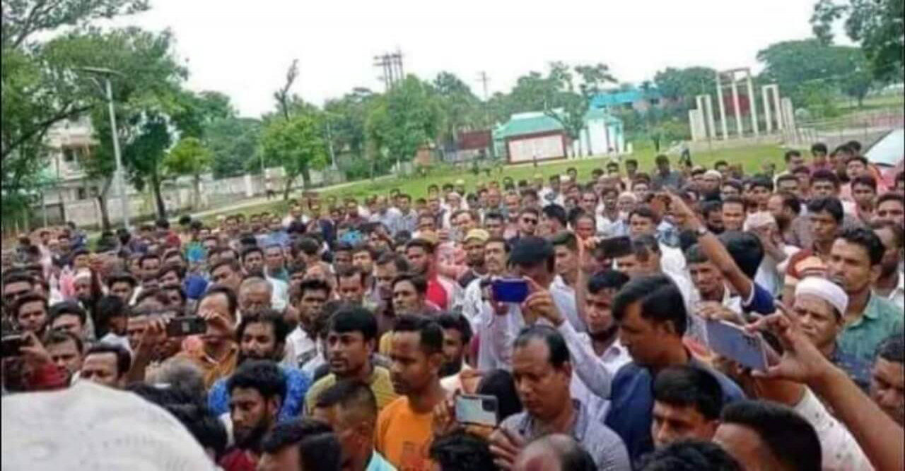 প্রধানমন্ত্রীকে হুমকির প্রতিবাদে আটপাড়ায় বিক্ষোভ মিছিল