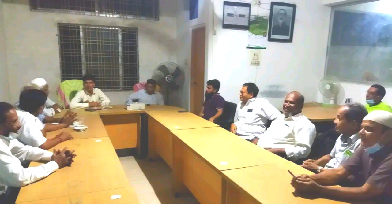 শহীদ ধীরাজ-মিজান স্মৃতি পাঠাগার পরিদর্শন করেছেন ইউএনও