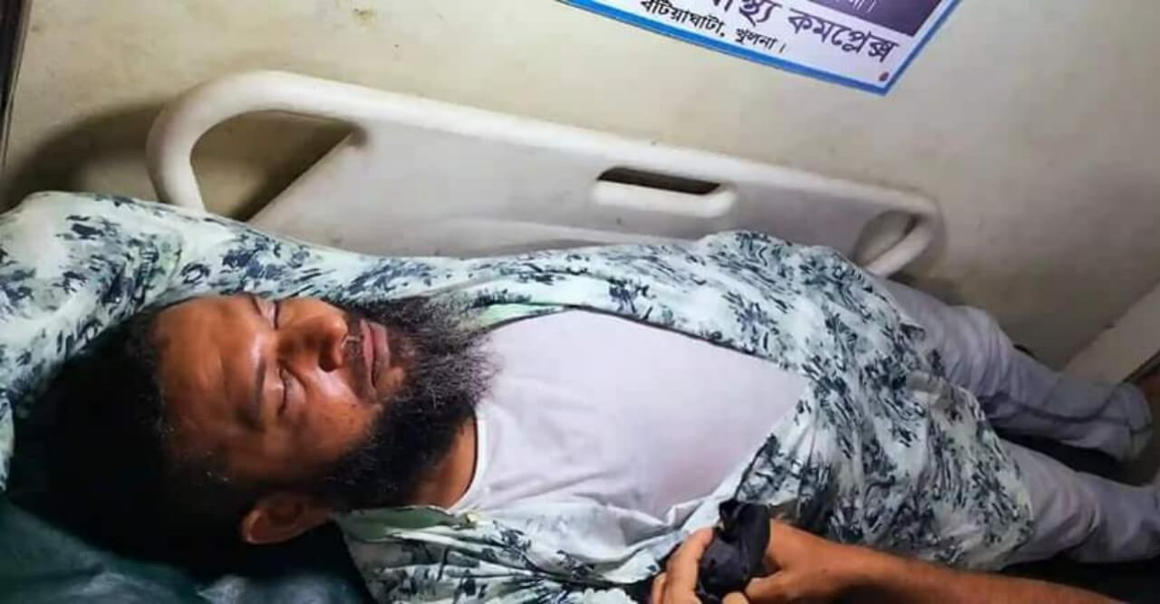 দলিল লেখক সমিতির সভাপতিকে মারপিট