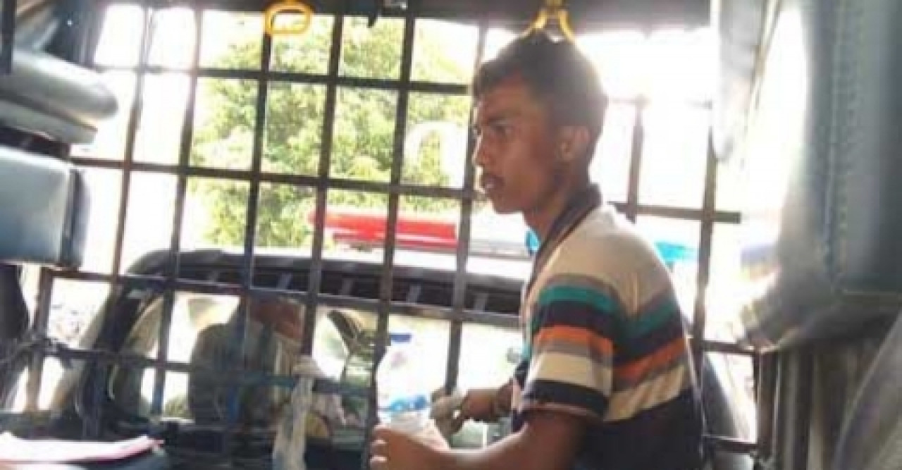 মাদক ব্যবসায়ীকে তিন মাসের  কারাদন্ড জরিমানা