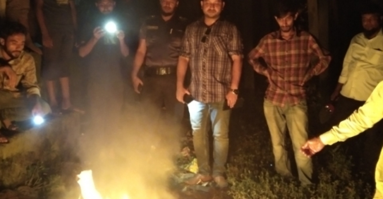 দৌলতখানে জব্দ করা নিষিদ্ধ জাল পুড়িয়ে ধ্বংস